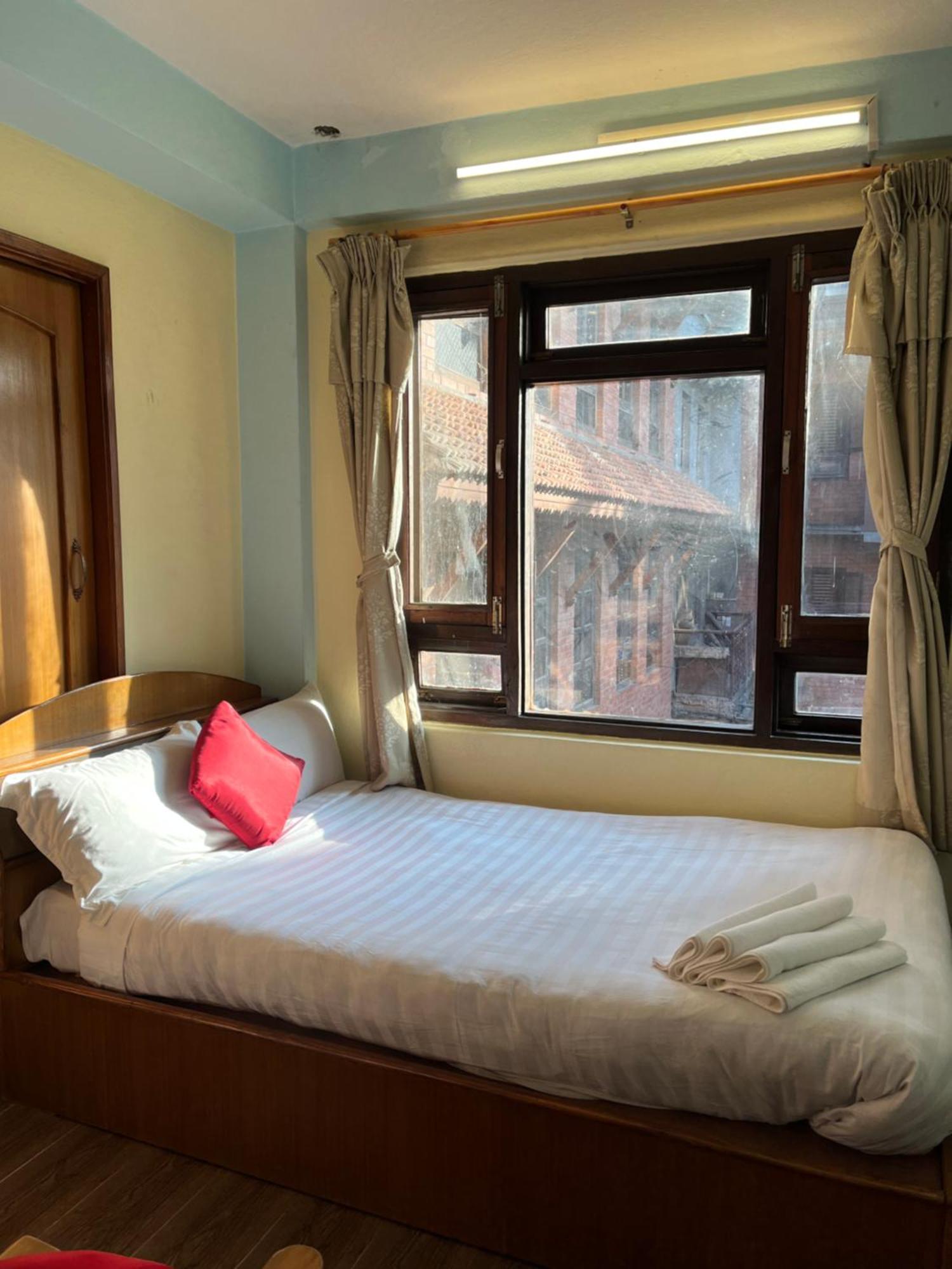 Golden Gate Guest House Bhaktapur Extérieur photo