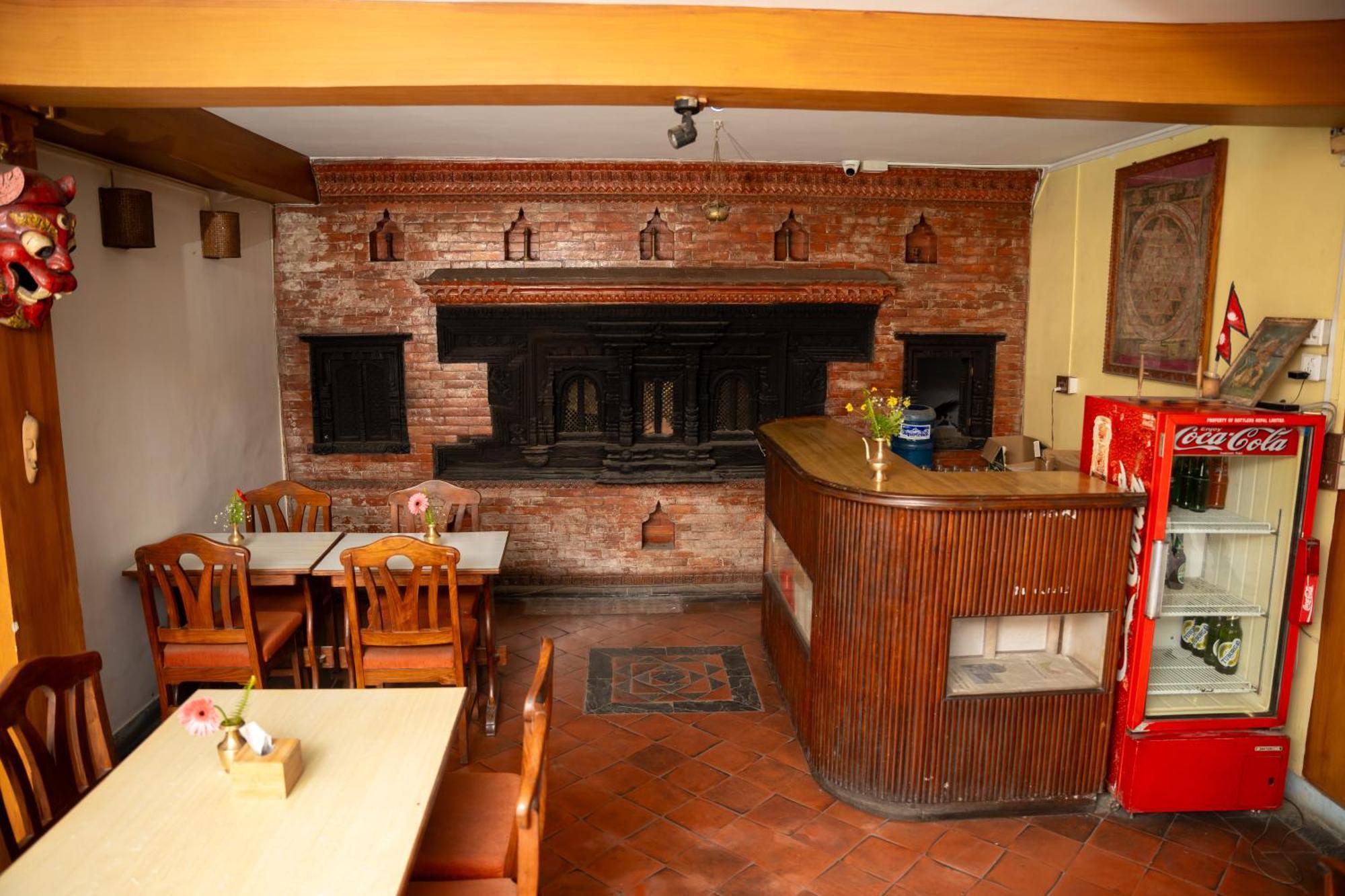 Golden Gate Guest House Bhaktapur Extérieur photo